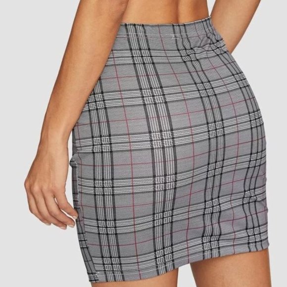 Grey Print Fitted Bodycon Mini Skirt - Picture 2 of 3